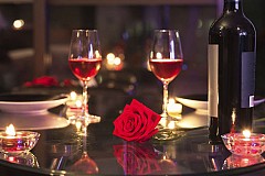 Saint-Valentin : il s’enfuit au moment de payer l’addition, elle finit en garde à vue Saint-Valentin : il s’enfuit au moment de payer l’addition, elle finit en garde à vue