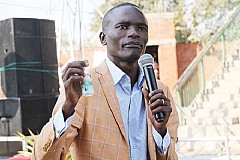 Un homme de Dieu prétend avoir le numéro téléphonique de DIEU Un homme de Dieu prétend avoir le numéro téléphonique de DIEU