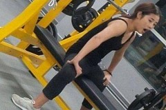 Cette photo d'une femme à la gym fait le buzz et personne n'arrive à résoudre ce mystère: comment a-t-elle fait?