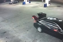En plein enlèvement, elle s'échappe du coffre de la voiture de son ravisseur (vidéo)