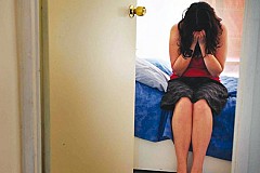 Pour se venger, le sourd-muet viole son ex à l'aide d'un bâton Pour se venger, le sourd-muet viole son ex à l'aide d'un bâton