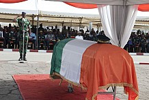 Côte d’Ivoire: l’ex-Chef d’Etat-major Mathias Doué inhumé au cimetière de Williamsville