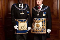 Franc-maçon : John Kufuor promu Grand maître de la Grande Loge d'Angleterre Franc-maçon : John Kufuor promu Grand maître de la Grande Loge d'Angleterre