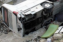 Egypte : la chute d'un bus depuis un pont tue 14 personnes