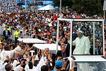 Colombie: le pape François accueilli à Bogota par une foule immense