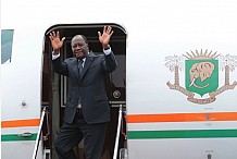 Le Président Alassane Ouattara a quitté Abidjan, ce lundi pour Abuja au Nigeria pour une visite de travail et d’amitié (Communiqué)