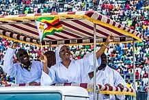 Zimbabwe: la première dame prête à succéder au président Mugabe