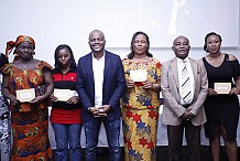 Côte d’Ivoire / Aides scolaires : Fabrice SAWEGNON offre 4 millions de F CFA aux femmes de la commune du Plateau