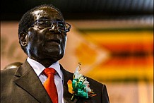 Zimbabwe : sommé de quitter le pouvoir, Mugabe refuse de céder