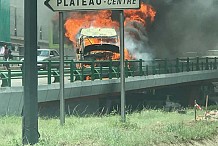 Un Camion prend feu ce matin au plateau sur le boulevard lagunaire