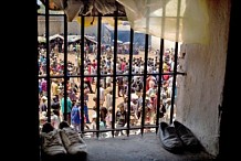 Madagascar: 120 détenus en cavale après l'assaut d'une foule contre une prison