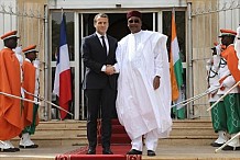 Niger: La consolidation de la démocratie, priorité selon Issoufou et Macron
