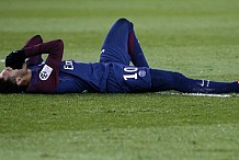 PSG : entorse et fissure osseuse, Neymar très incertain pour le match retour contre le Real Madrid