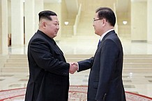 Les deux Corées s'entendent pour normaliser leurs relations, un sommet prévu fin avril