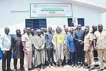Magic System offre une maternité au dernier village ivoirien à la frontière avec le Mali