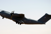 Algérie : un avion militaire s'écrase à l'aéroport de Boufarik, près d'Alger