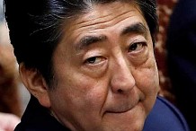 Un nouveau scandale fait trembler le Premier ministre japonais