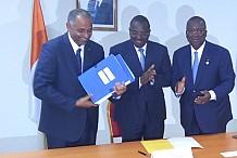 Passation de charges entre les ministres Ahoussou-Kouadio et Patrick Achi