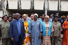 Fête des mères : La ministre Mariatou Koné cadeaute les détenues de la MACA