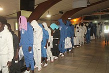 Évacuation humanitaire de la Libye : 153 migrants clandestins dont 5 femmes enceintes et 2 enfants non accompagnés retournent au pays