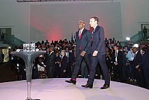La Fondation Tony ELUMELU organise une séance interactive avec Macron et 2000 jeunes entrepreneurs africains