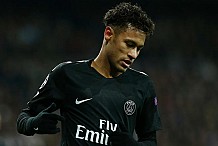 Football : Neymar annonce qu'il reste au PSG