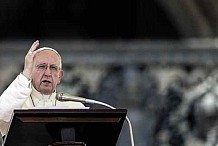 Scandale de pédophilie aux États-Unis : le Vatican exprime sa 