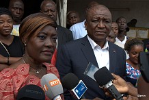 Processus d’Indemnisation : La Ministre Mariatou Koné apporte le « yako » du Gouvernement aux victimes des communes de Yopougon et d’Abobo