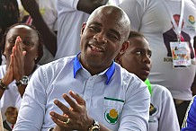 Élections locales en Côte d’Ivoire : l’ancien footballeur Bonaventure Kalou élu maire de Vavoua