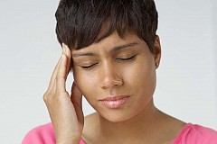 Migraine : une bonne façon d'utiliser un massage pour atténuer cette douleur lancinante