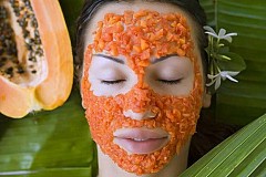 Masques pour le visage à la papaye: recettes pour combattre les signes du vieillissement