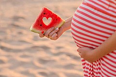 Pastèque
Voici pourquoi chaque femme enceinte devrait faire de ce fruit son préféré
