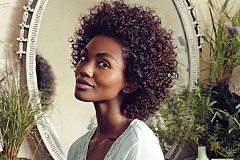 Soins des cheveux
4 masques miracles pour cheveux noirs
