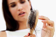 Perte de cheveux
5 remèdes maison pour prévenir la rupture des cheveux

