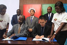 La Chine « disposée au transfert de technologies » pour la formation de talents ivoiriens dans les TIC