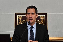 Venezuela: Juan Guaido, président autoproclamé, interdit de quitter le pays