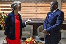 Le Ministre de l’Intérieur ivoirien et la chargée d’affaire de l’Ambassade des Etats Unis en Côte d’Ivoire satisfaits de la coopération bilatérale entre les deux pays
