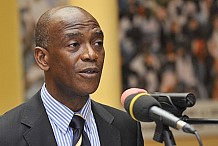 Mamadou Koulibaly à propos de l’augmentation des tarifs de transfert d’argent: « Ce n’est pas de la gestion, mais plutôt de la prédation »