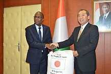 Sécurité alimentaire - Le Japon fait un don de farine de blé d’une valeur d’un milliard Fcfa à la Côte d’Ivoire