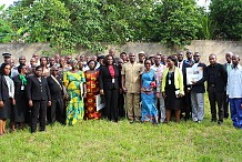 Le Trésor public ivoirien présente sa plateforme de digitalisation des procédures aux populations d’Oumé