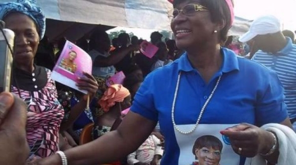Après avoir tourné le dos à Affi N’guessan, Agnès Monnet trouve grâce aux yeux de Gbagbo, voici sa nouvelle fonction