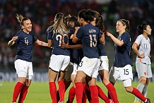 Mondial féminin: la France bat la Corée du Sud 4-0 en match d'ouverture
