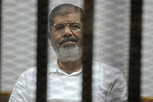 Égypte : l’ancien président Mohamed Morsi meurt en plein procès