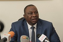 Prix garanti du kg de cacao en Côte d'Ivoire: une « bonne nouvelle » annoncée mardi (ministre)