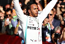 F1: Hamilton, sextuple champion du monde, fond sur Schumacher