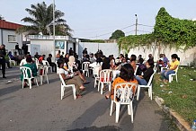 Coronavirus: Rentrés à Abidjan et confinés, ils tentent de 