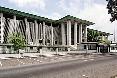 Côte d’Ivoire : deux journalistes condamnés à une amende pour avoir publié un communiqué, RSF et l’intersyndicale dénoncent un abus Côte d’Ivoire : deux journalistes condamnés à une amende pour avoir publié un communiqué, RSF et l’intersyndicale dénoncent un abus