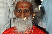 Prahlad Jani, l'Indien qui affirmait ne pas avoir mangé ni bu pendant quatre-vingts ans, est mort