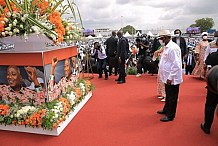 Obsèques d’Amadou Gon Coulibaly : Aka Aouélé interpelle sur le risque de propagagtion de la covid-19