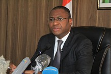 Le gouvernement ivoirien invite l’opposition à utiliser un « ton apaisé »